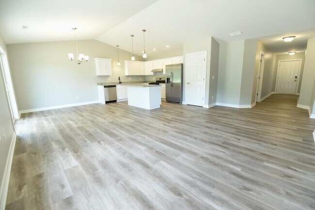 Building Photo - 1750 Meadowlark Ln