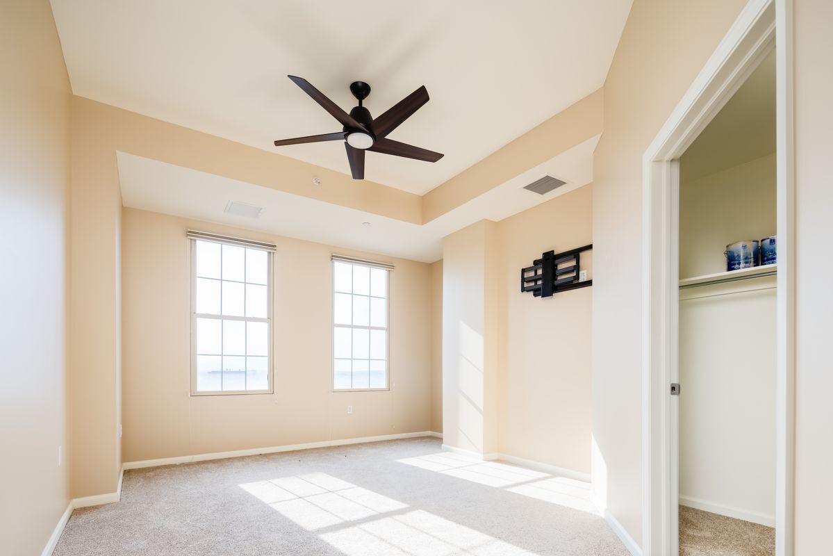 Building Photo - 475 W 12th Ave