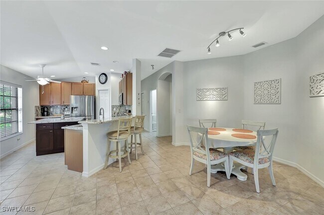 Building Photo - 3737 Pino Vista Way