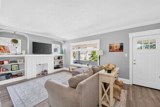 Building Photo - 2148 Bunts Rd