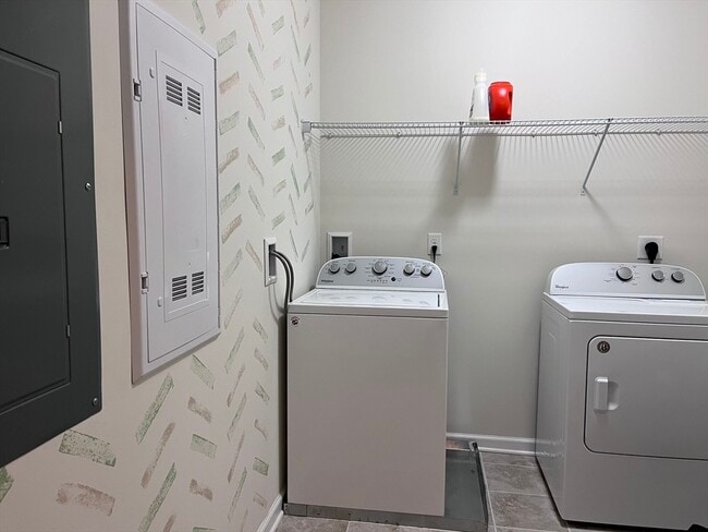 Building Photo - 110 Trotter Rd