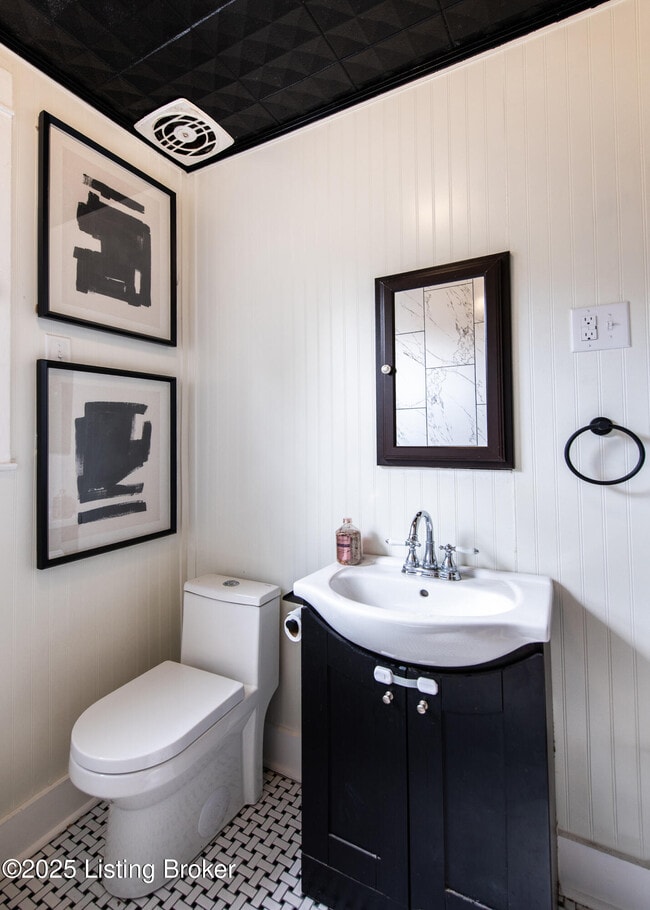 Building Photo - 1671 Trigg St