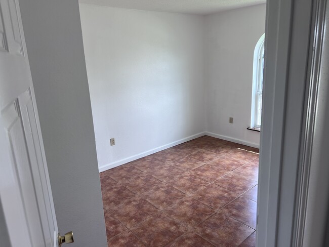 Building Photo - 4536 Viola St