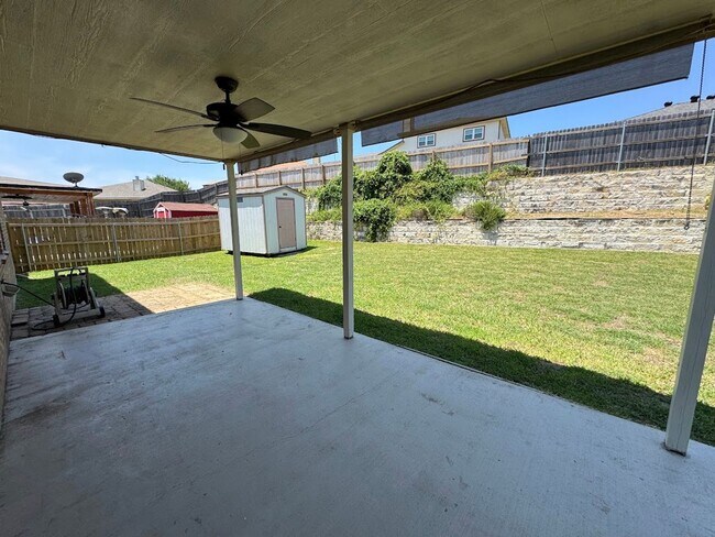 Building Photo - 217 Tepee Dr