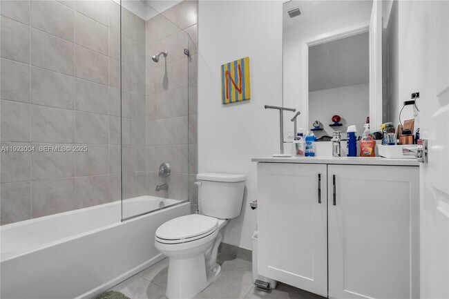 Building Photo - 4363 NW 81st Ave