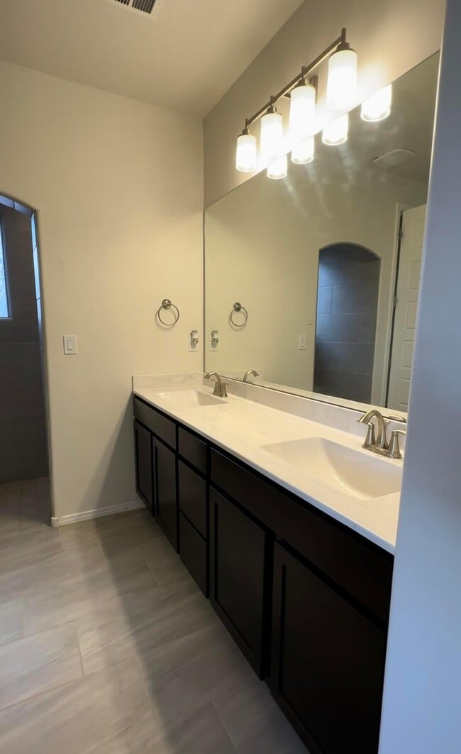 Building Photo - 300 Michael Ave SW