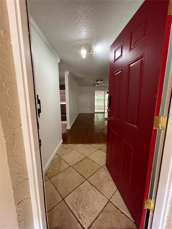 Building Photo - 16131 Manorwood Cir