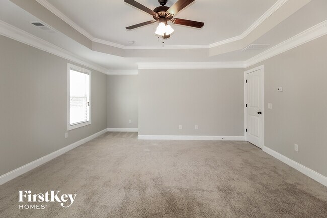 Building Photo - 1810 Cedar Oaks Ln