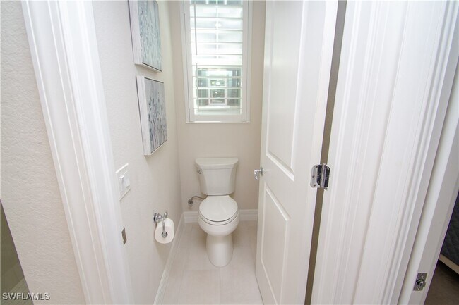 Building Photo - 232 Indies Dr E