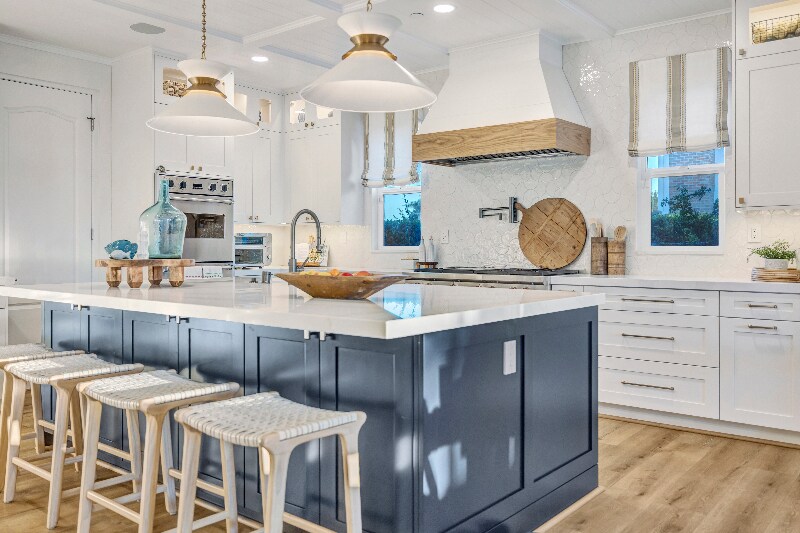 Building Photo - 6335 Keeneland Dr