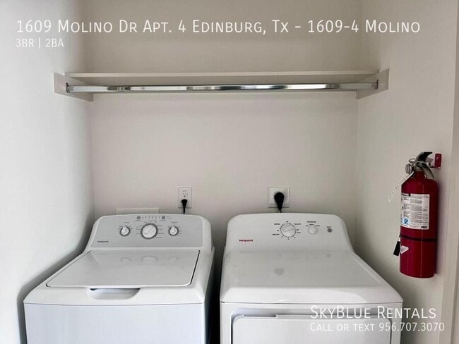 Building Photo - 1609 Molino Dr