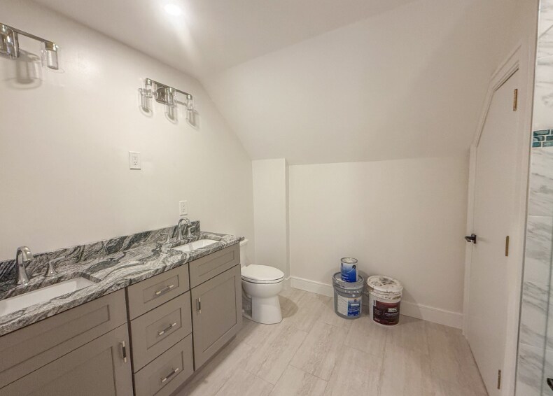 Building Photo - 405 North Ave