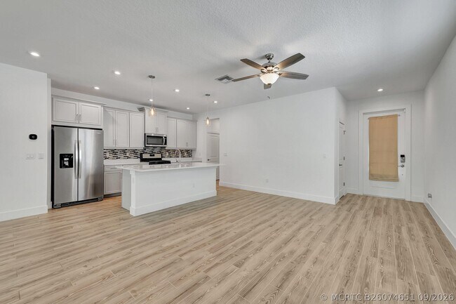 Building Photo - 11551 Viridian Blvd