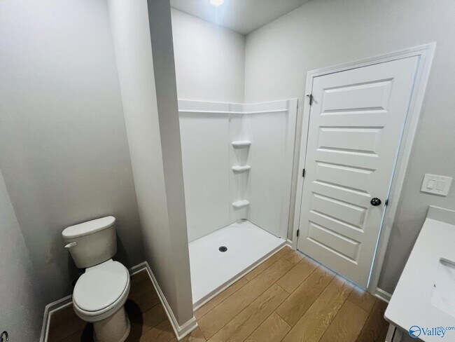 Building Photo - 16830 Orleans Dr