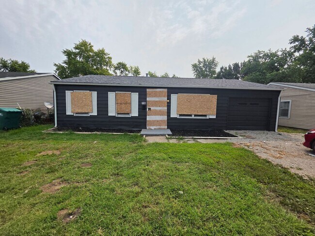 Building Photo - Beautiful 4bd/1bth