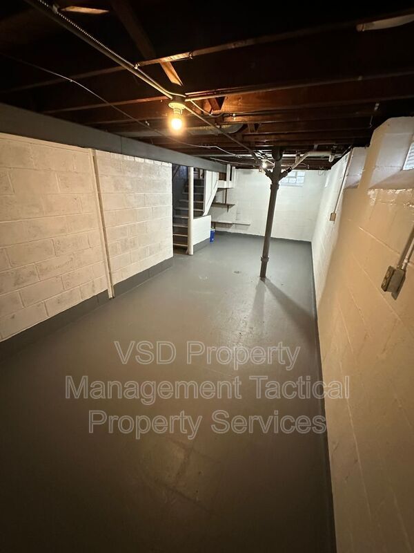 Building Photo - 12322 Garland Ave