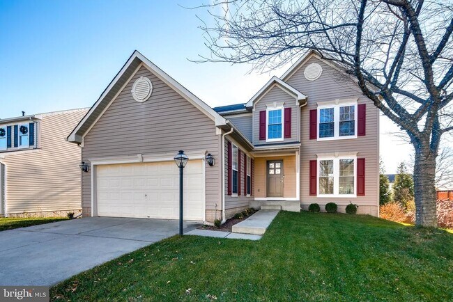 Building Photo - 1304 Longbow Rd