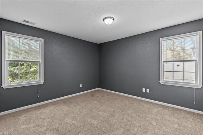 Building Photo - 6423 Dove St