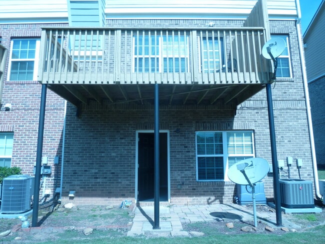 Building Photo - 2114 Tidal Cove