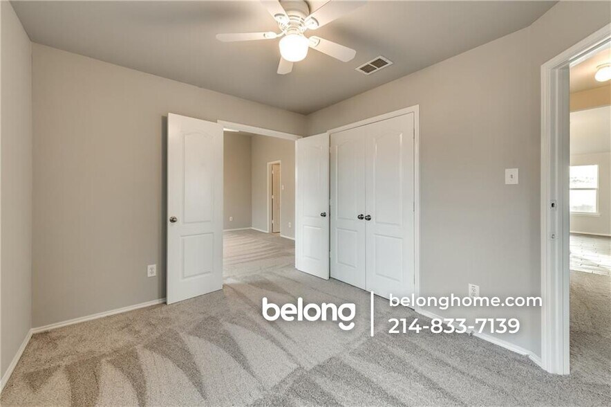 Building Photo - 901 Plumeria Dr