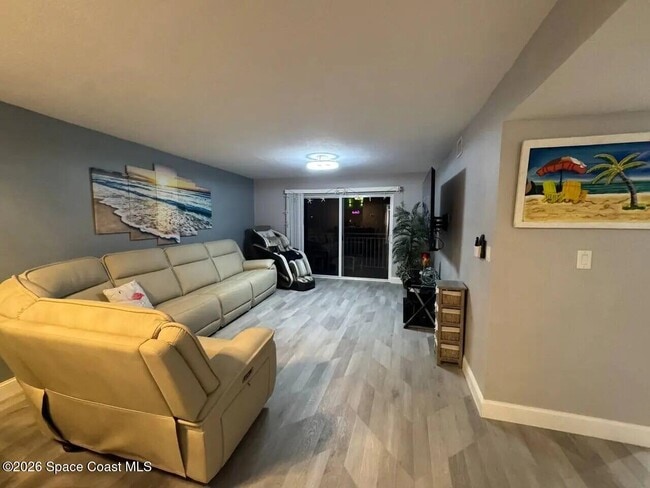 Building Photo - 4850 Ocean Beach Blvd