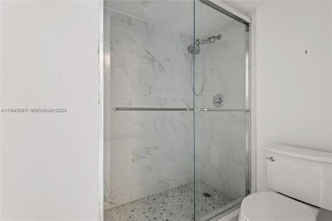 Building Photo - 20335 W Country Club Dr