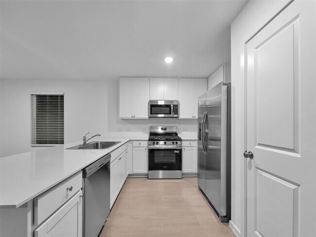 Building Photo - 21638 Cottonwood Mdws Trl