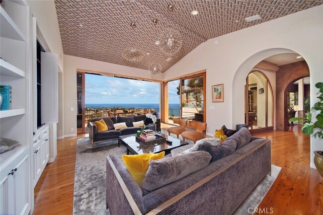 Building Photo - 1131 Emerald Bay