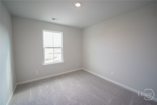 Building Photo - 128 Amethyst Dr