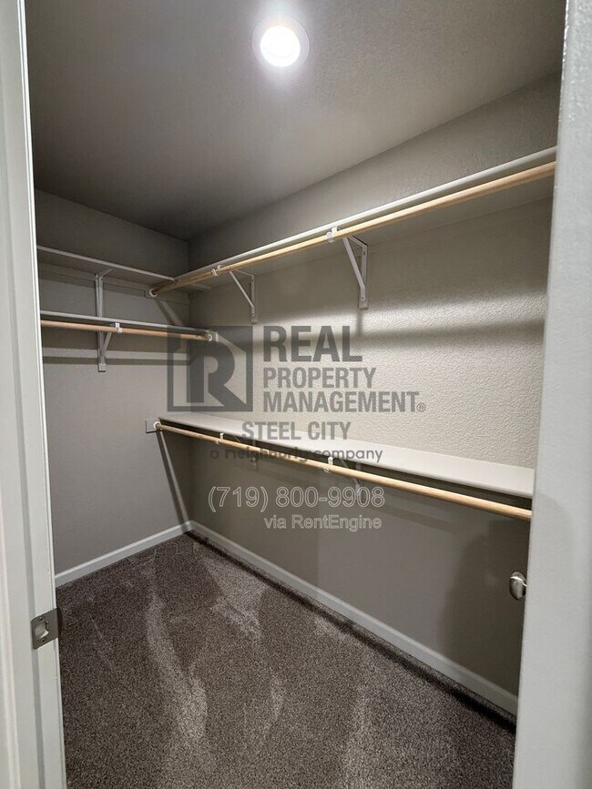 Building Photo - 155 S Stardust Cir