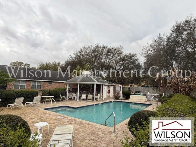 Building Photo - 2535 S Glen Eagles Dr