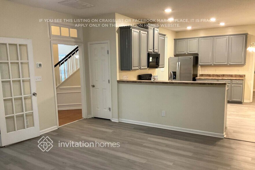 Building Photo - 4817 Brownes Ferry Rd