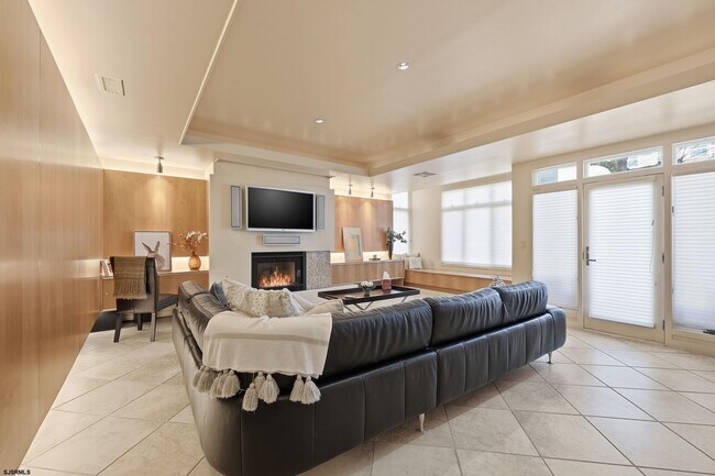 Building Photo - 7701 Atlantic Ave