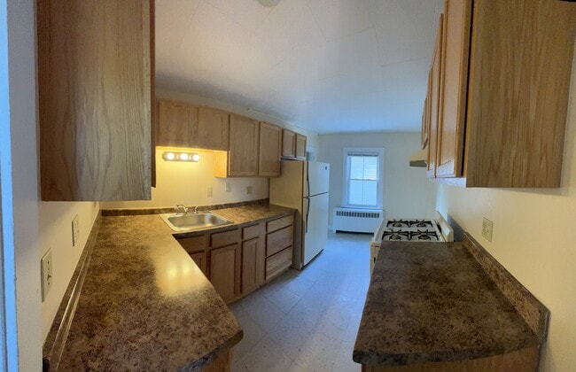 Building Photo - 29 N Union St