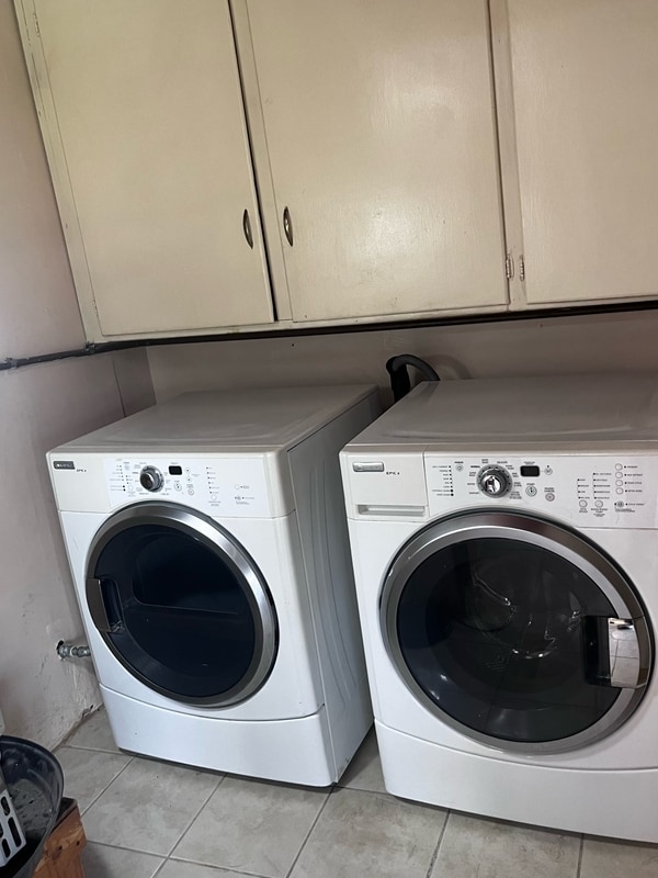 Building Photo - 2020 Euclid Ave