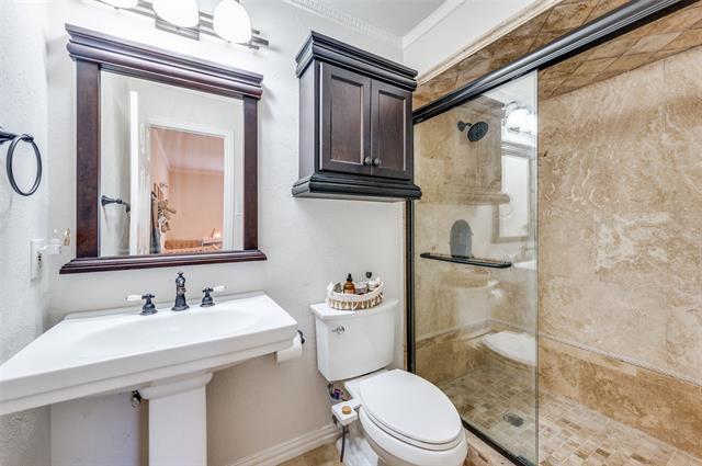 Building Photo - 5818 E University Blvd