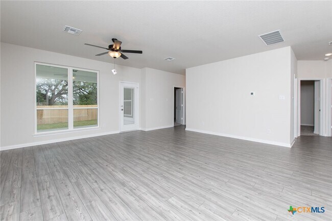 Building Photo - 9806 Kensley Rose Dr