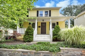 Building Photo - 509 Farview St