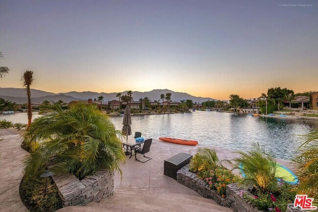 Building Photo - 14 Via Santa Velera