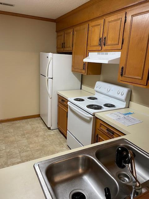 Building Photo - 2095 Tudor St