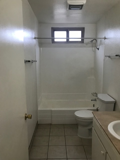 Bathroom 2 - 1201 N Vulcan Ave
