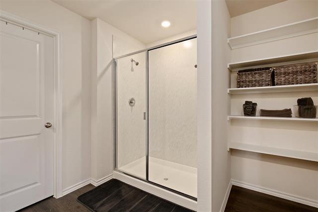 Building Photo - 813 Twin Edge Dr