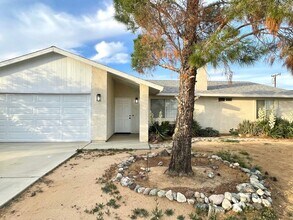 Building Photo - 3+2 READY NOW! $1,495.00