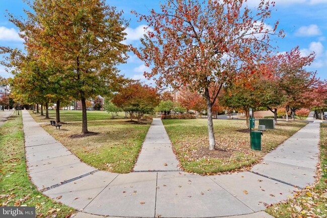 Building Photo - 2238 Margraf Cir