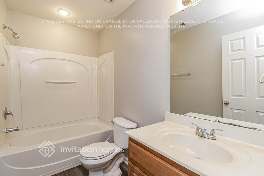 Building Photo - 175 Elba Dr