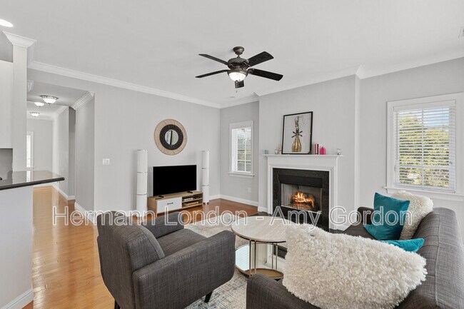 Building Photo - 751 Windberry Ct