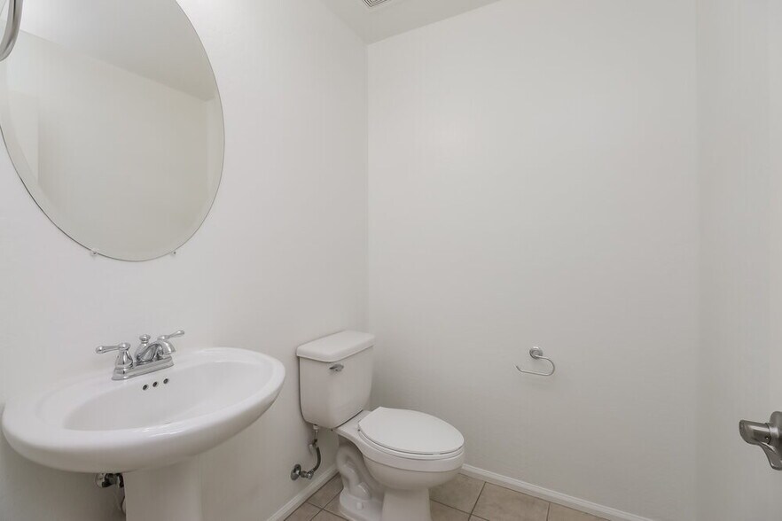 Building Photo - 10223 W Gross Ave