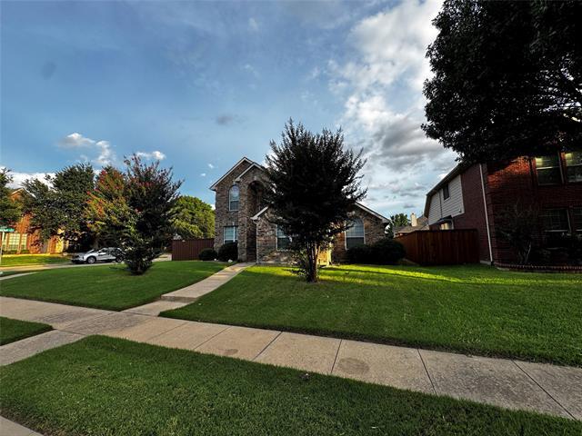 Building Photo - 4600 Palm Valley Dr