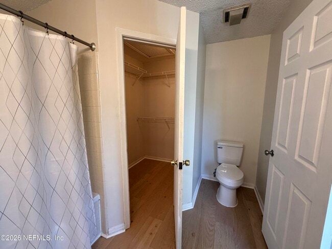 Building Photo - 3785 Union Pacific Dr E