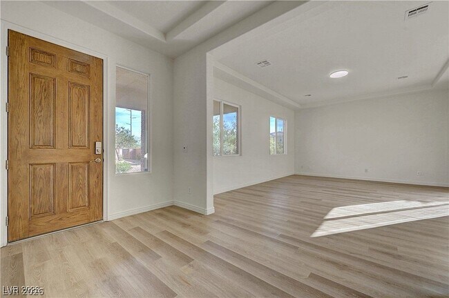 Building Photo - 7931 Campers Village Ave